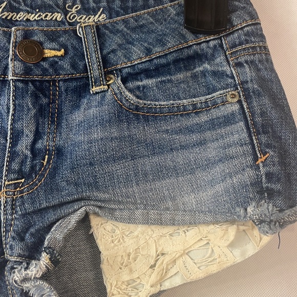 American Eagle Denim Frayed Shorts Lace Pocket - Picture 2 of 5
